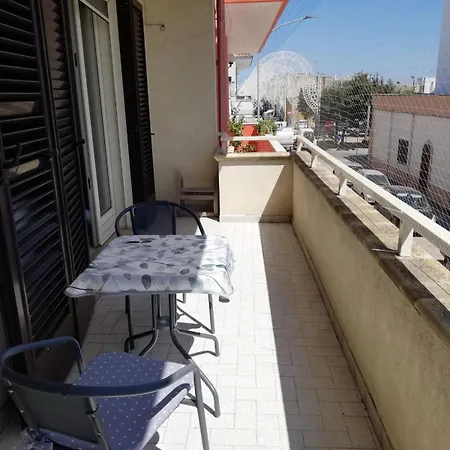 Apartment Scirocco *